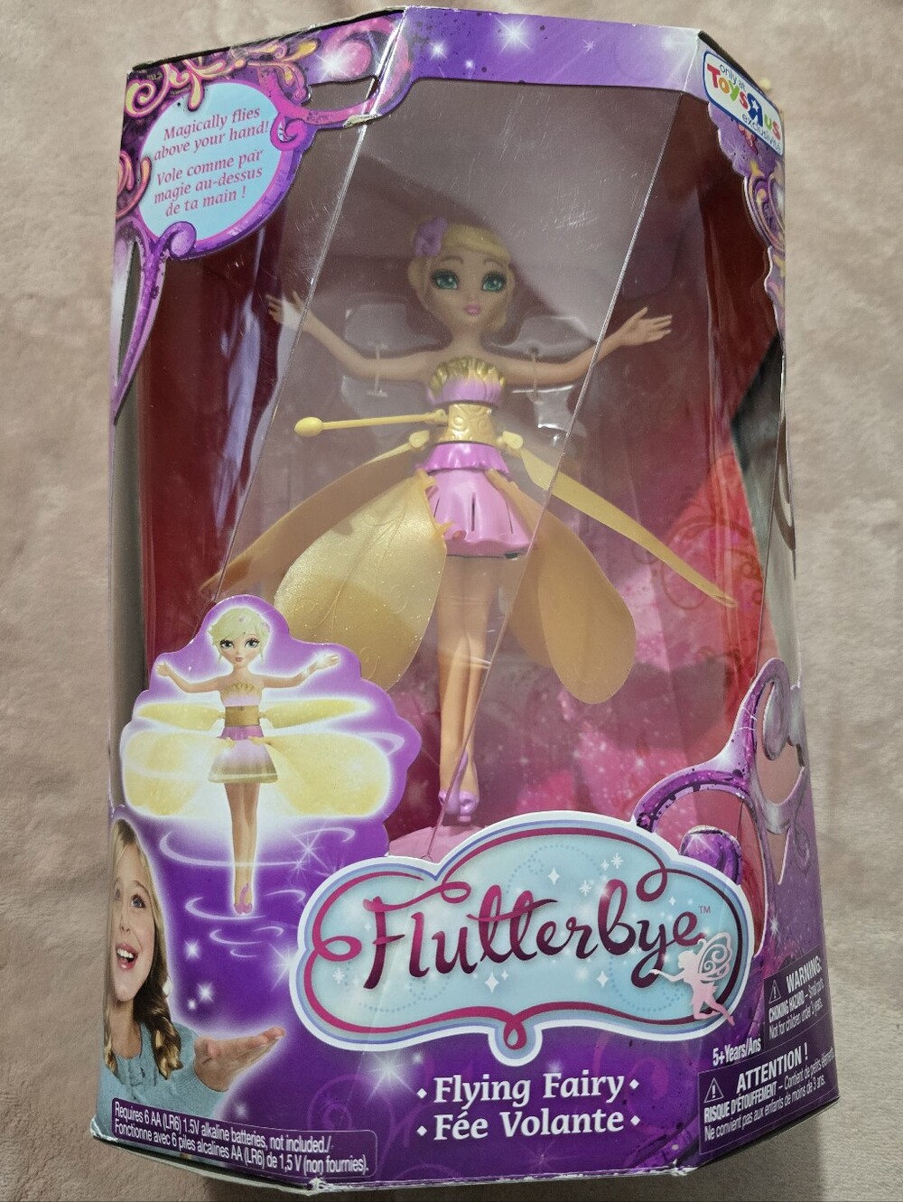 Flutterbye Flying Fairy Yellow Hair & Wings Spin Master Retired NIB Toys R Us